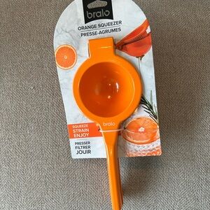 Bralo Orange Handheld Citrus Squeezer